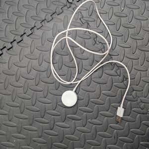 White Charging Cable with Magnetic Base